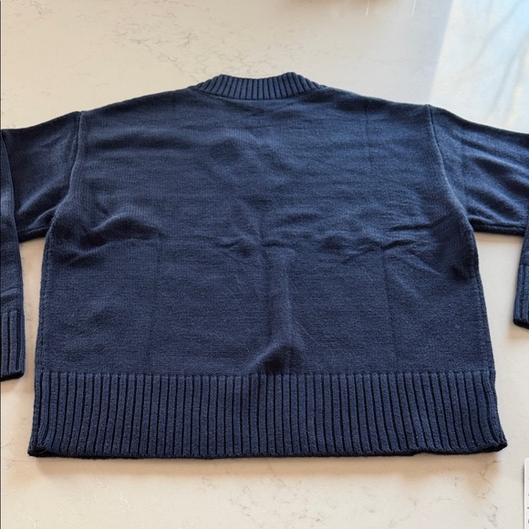 Women's Navy V-Neck Cashmere Blend Sweater - Picture 5 of 5
